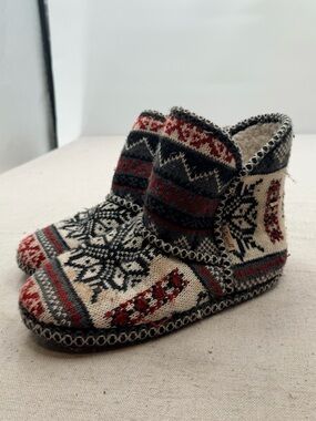 Muk Luks Nordic Pattern Wool Slipper Booties - Red, Black & Cream